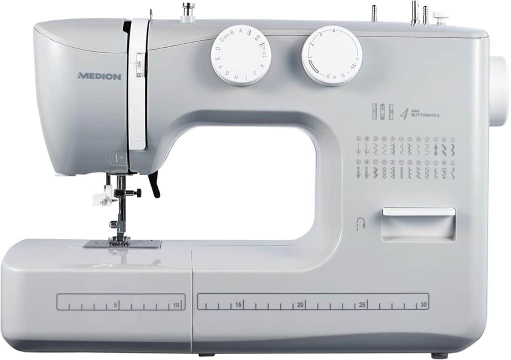 Test de la machine à coudre Medion MD10689 : 62 points, bras libre et LED
