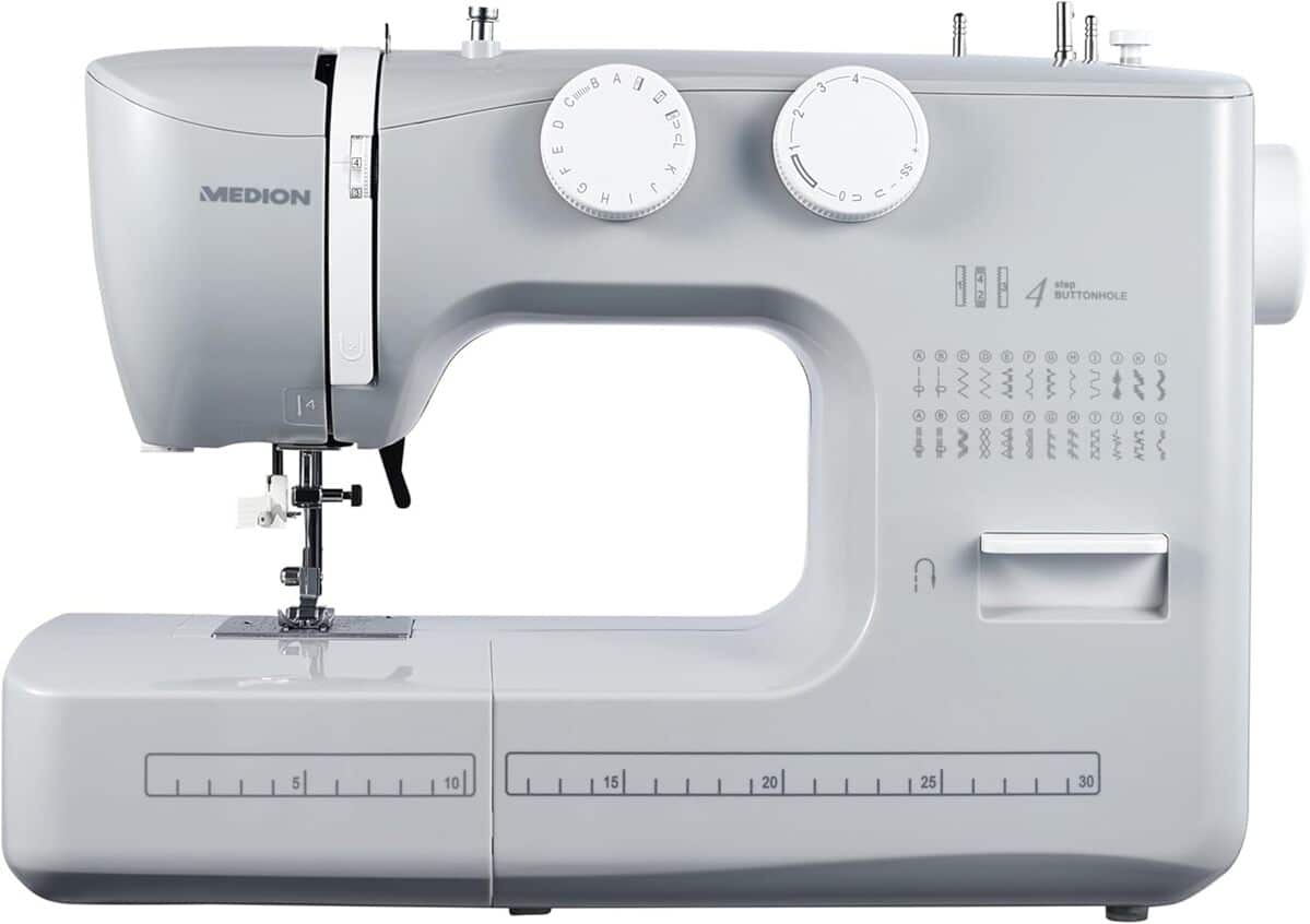 Test de la machine à coudre Medion MD10689 : 62 points, bras libre et LED