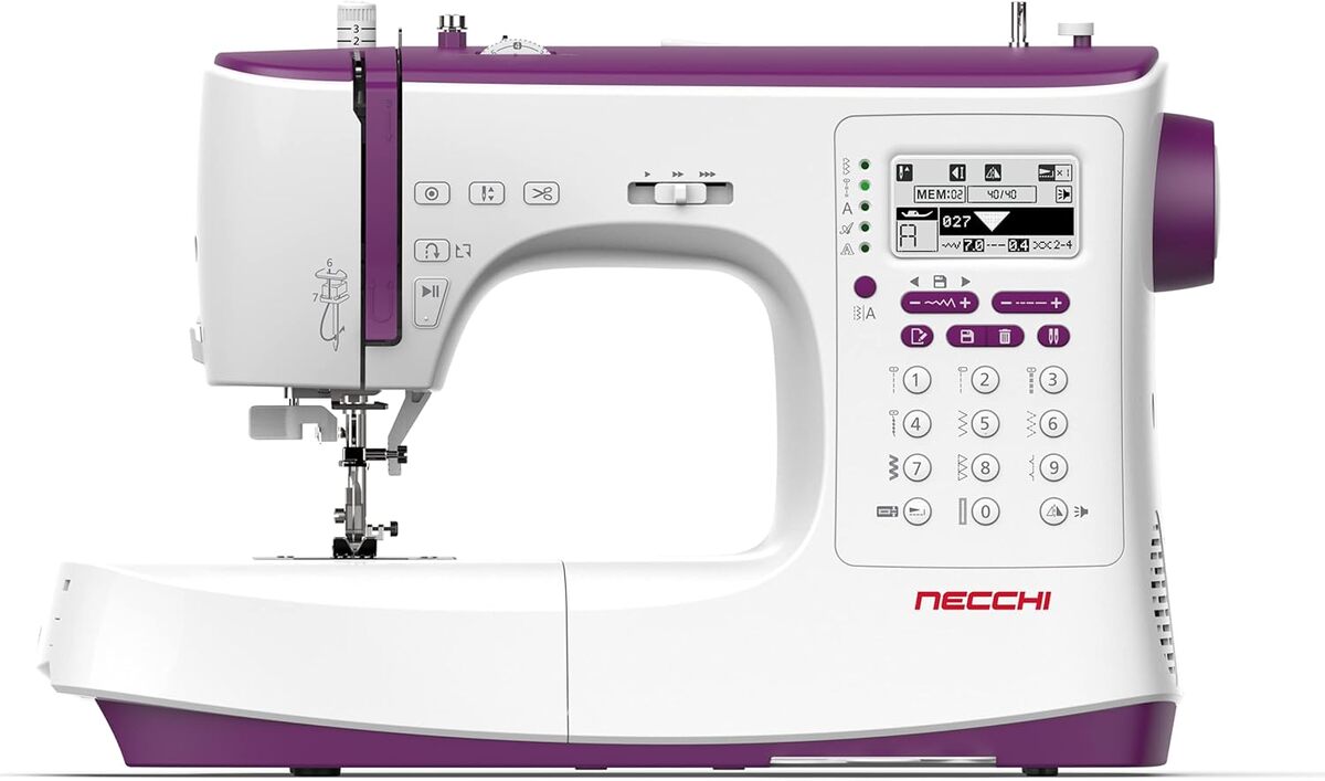 Test : machine à coudre Necchi NC-204D, performance et style en violet