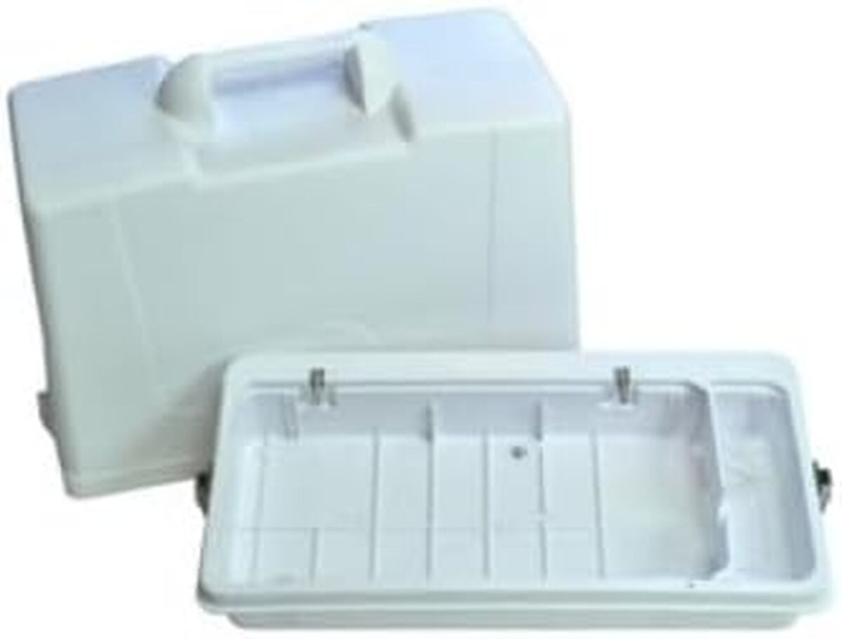 Test de l'étui de transport en plastique Alphasew Deluxe P60214 pour machines à coudre