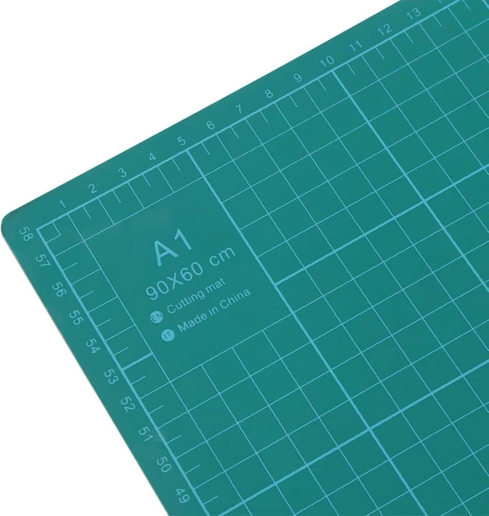 Test : tapis de découpe PVC auto-cicatrisant A1