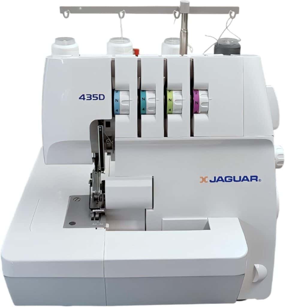 Test : surjeteuse Jaguar 435D, performance et précision au rendez-vous