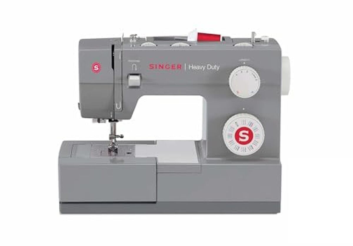 Test de la machine à coudre Singer 4432