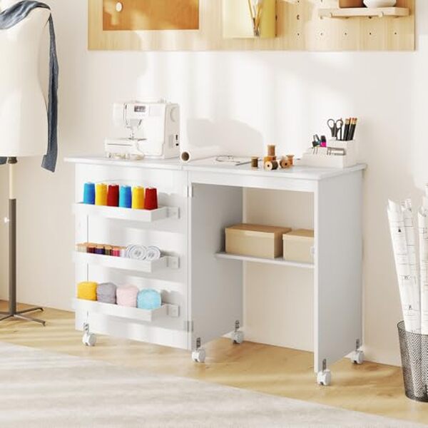 Découvrez notre avis détaillé sur l'armoire pliante Costway pour machine à coudre : rangement pratique, design compact et fonctionnalités à connaître avant d'acheter. 