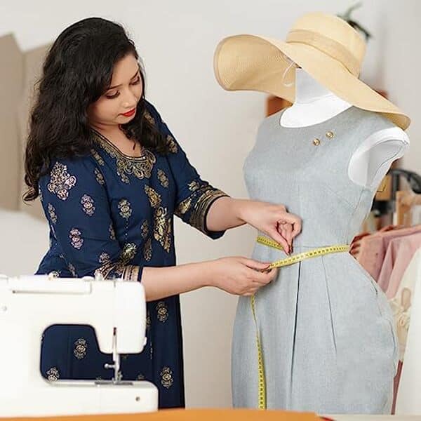 Découvrez notre avis détaillé sur le buste de mannequin féminin Hiyougo ajustable : qualité, fonctionnalités et avantages pour vos créations de mode.