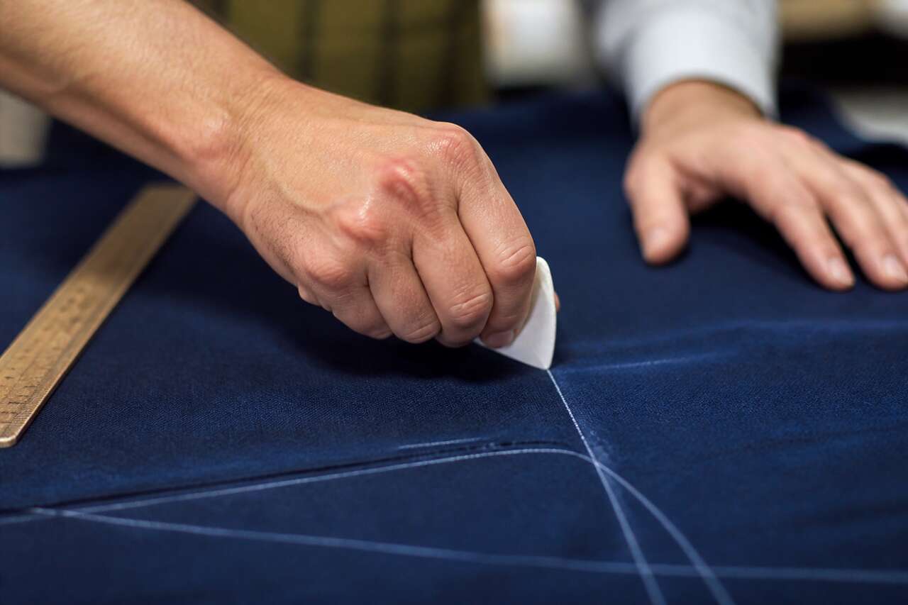 Craie de tailleur: rapide, visible, mais pas toujours pr&eacute;cise