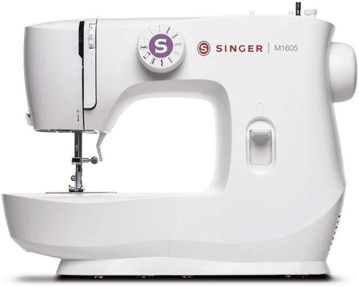 Test de la machine à coudre Singer M1605